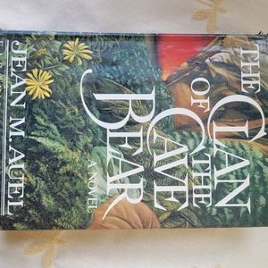CLAN OF THE CAVE BEAR by Jean M. Auel. 1st Edition. Good  condition